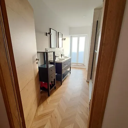 A La Maison De Jaulny